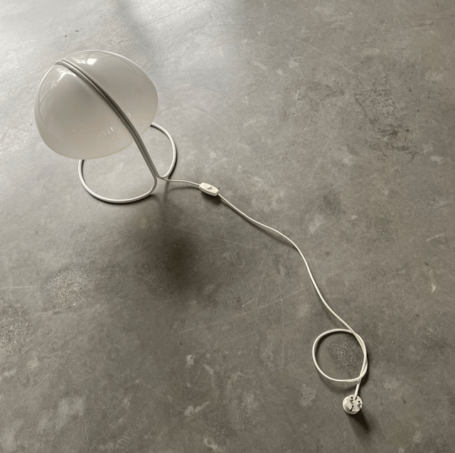 Harvey Guzzini Conchiglia Table Lamp by Luciano Buttura & Luigi Massoni