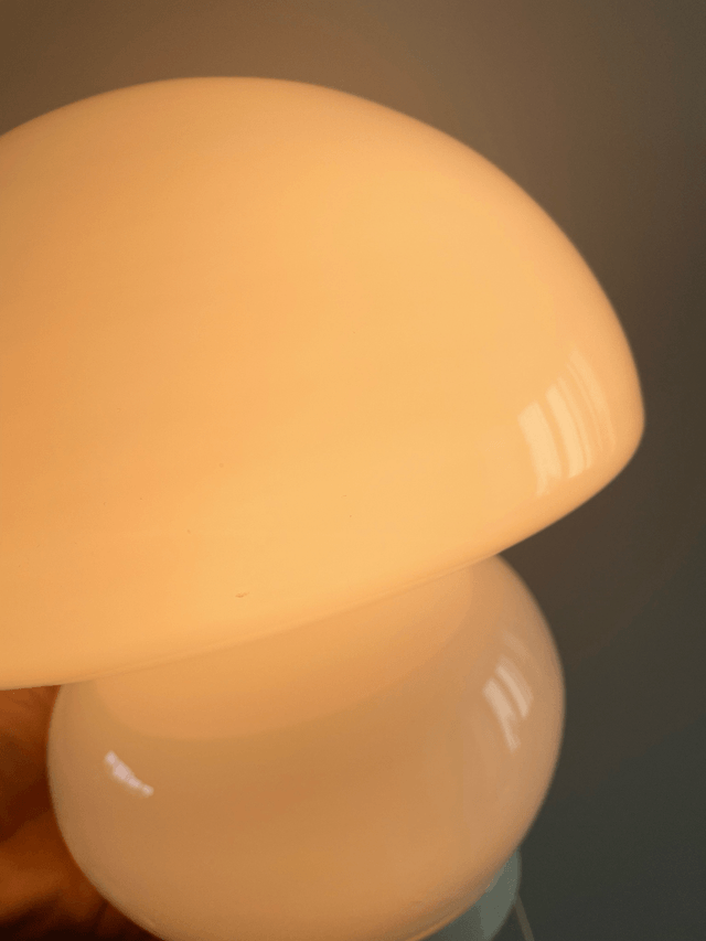 Witte glazen lamp