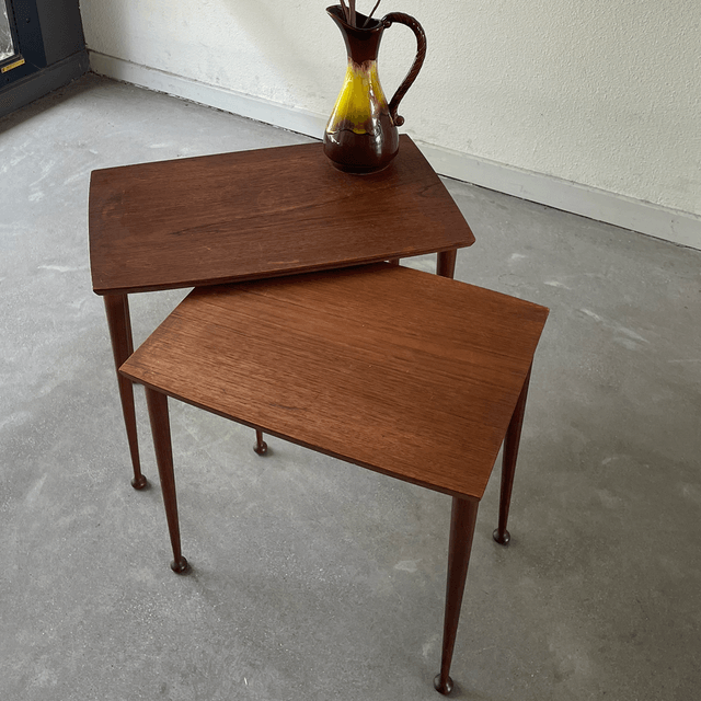 2 nesting tables 